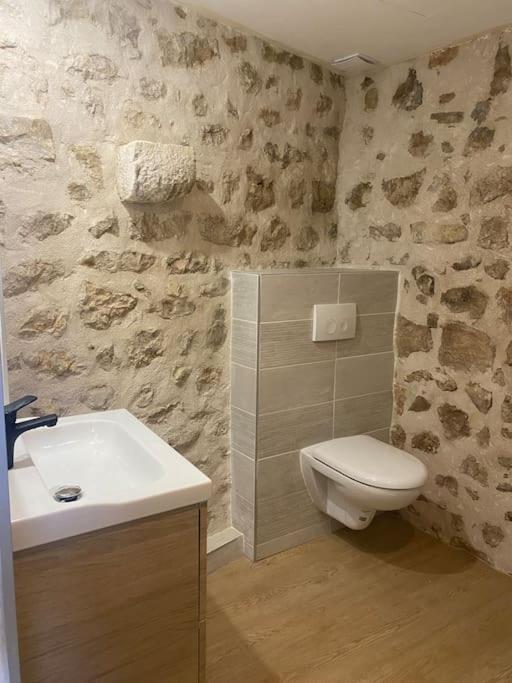 סן-פול-דה-ואנס Loft En Plein Coeur Du Village מראה חיצוני תמונה