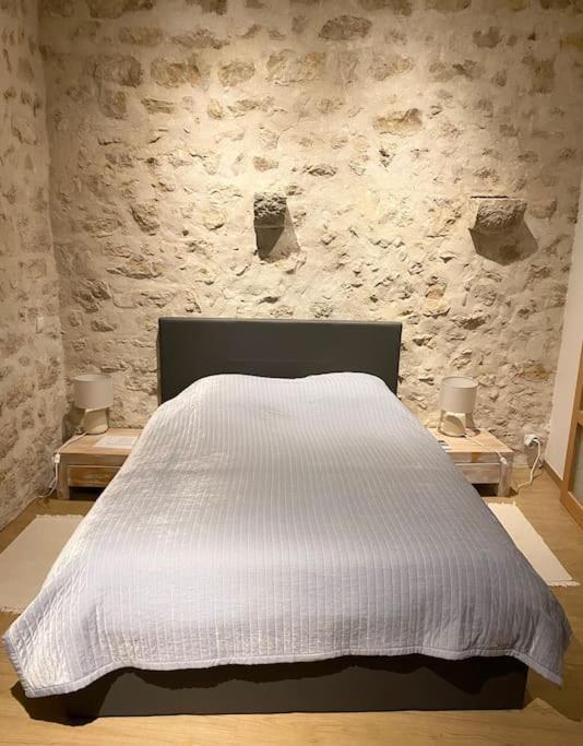 סן-פול-דה-ואנס Loft En Plein Coeur Du Village מראה חיצוני תמונה