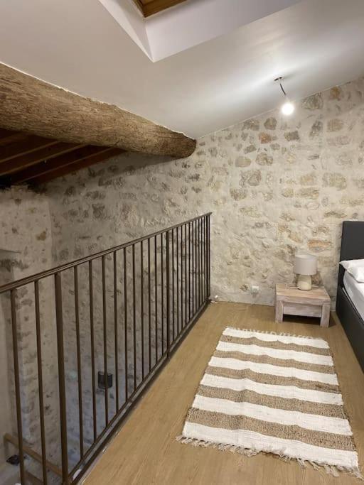 סן-פול-דה-ואנס Loft En Plein Coeur Du Village מראה חיצוני תמונה